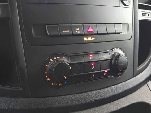 Used 2020 Mercedes-Benz Metris image 50
