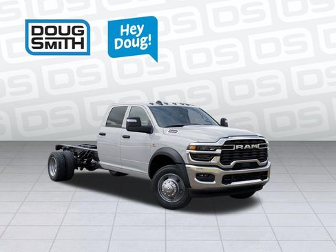 New 2026 RAM 5500 Tradesman AWD/4WD image 6