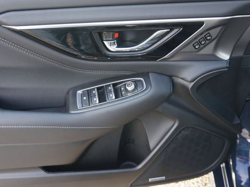 Used 2025 Subaru Legacy Limited image 11