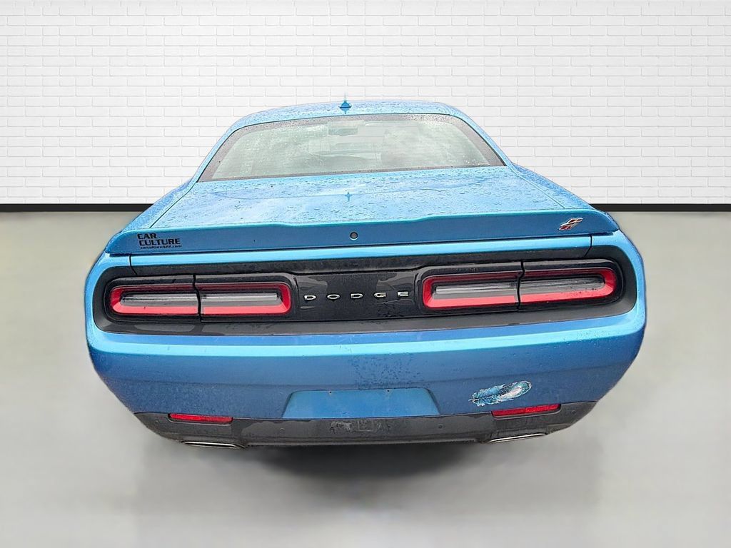Used 2018 Dodge Challenger GT AWD/4WD image 7