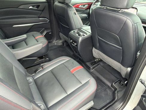 Certified 2024 Chevrolet Traverse RS FWD image 30