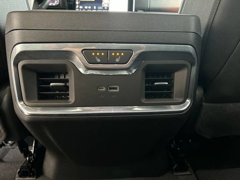 Used 2023 GMC Sierra 1500 Denali w/ Denali Reserve Package AWD/4WD image 15