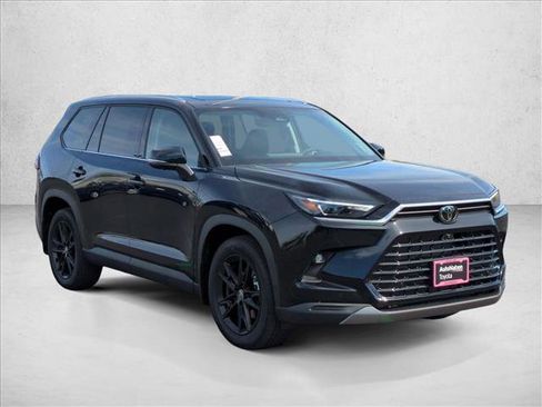 New 2026 Toyota Grand Highlander Limited image 7