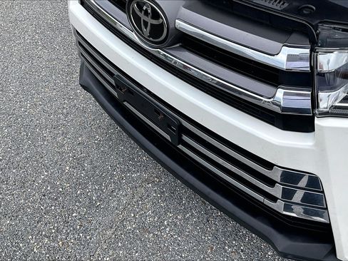 Used 2018 Toyota Highlander Limited Platinum AWD/4WD image 35