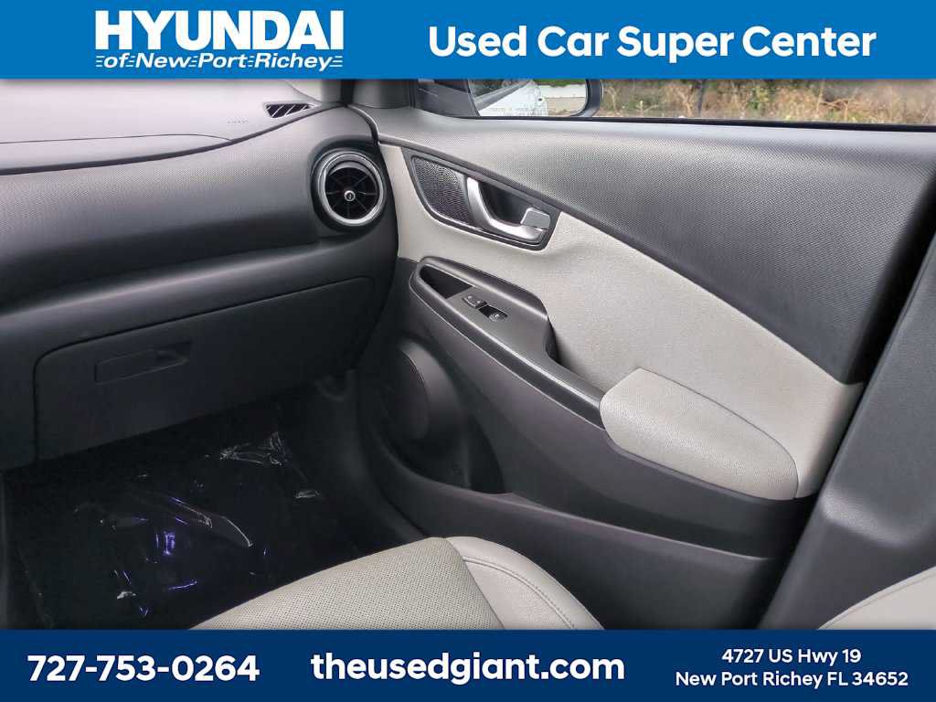 Used 2022 Hyundai Kona Limited FWD image 18