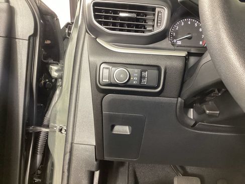 Used 2024 Ford Explorer XLT w/ Equipment Group 202A AWD/4WD image 12