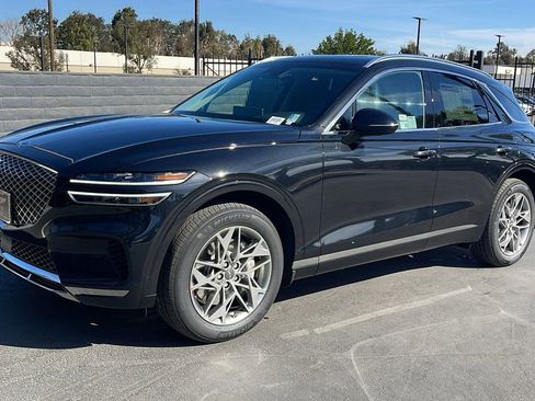 New 2025 Genesis GV70 2.5T w/ Select Package image 13