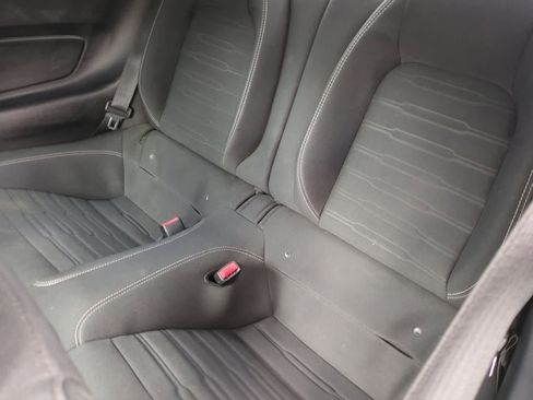 Used 2016 Ford Mustang GT RWD image 18
