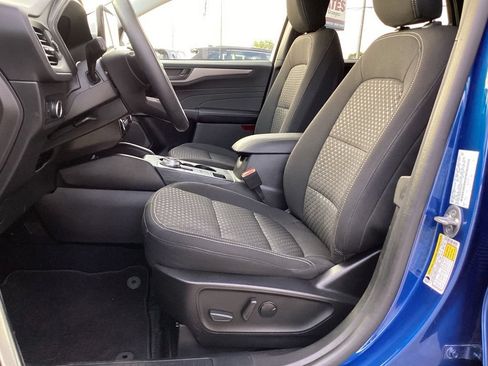 Used 2023 Ford Escape Active w/ Tech Pack #1 AWD/4WD image 16