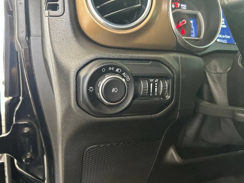 Used 2021 Jeep Wrangler Unlimited Rubicon AWD/4WD image 48