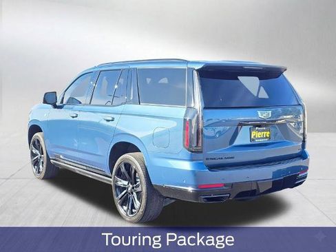 Used 2025 Cadillac Escalade Sport Platinum AWD/4WD image 4
