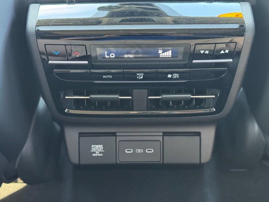 Certified 2026 Acura MDX w/ Technology Package AWD/4WD image 14