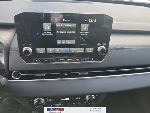 Used 2024 Mitsubishi Outlander AWD image 27