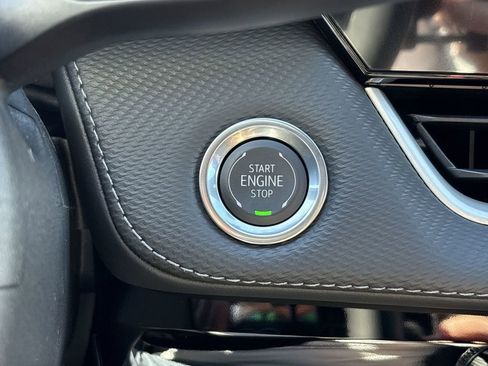 New 2026 Chevrolet Equinox LT image 19