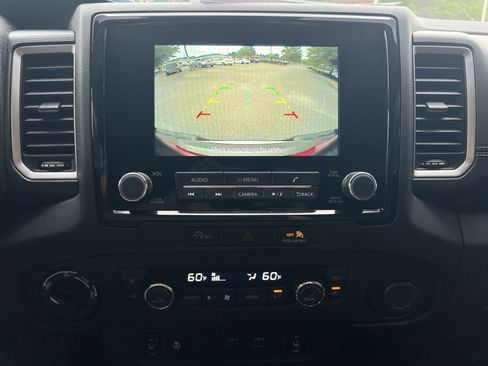 Certified 2024 Nissan Frontier SL AWD/4WD image 7
