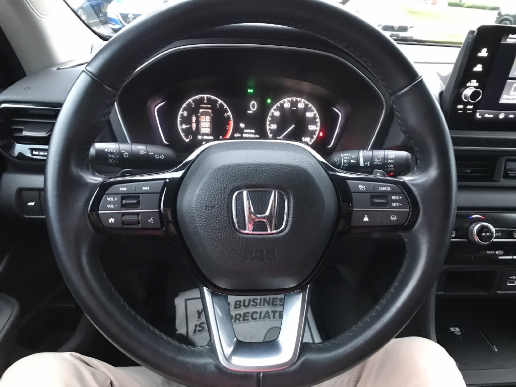 Certified 2025 Honda Pilot EX-L image 9
