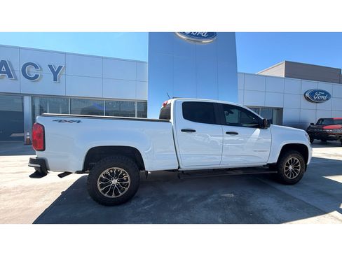 Used 2021 Chevrolet Colorado W/T w/ WT Convenience Package AWD/4WD image 6