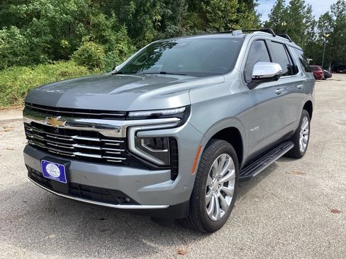 Used 2025 Chevrolet Tahoe Premier w/ Sun And Tow Package AWD/4WD image 3