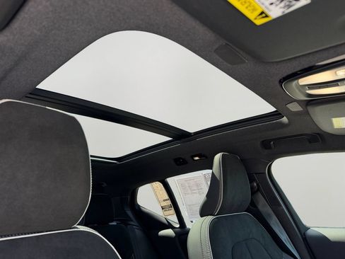 Certified 2023 Volvo XC40 Recharge Ultimate w/ Protection Package Premier AWD/4WD image 7