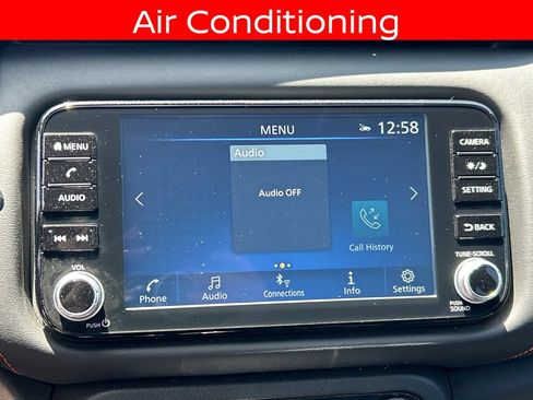 Used 2024 Nissan Kicks SR w/ SR Premium Package FWD image 17