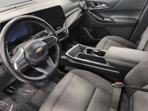 Used 2025 Chevrolet Equinox LT AWD/4WD image 10
