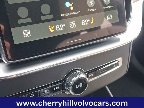 New 2026 Volvo XC90 T8 Plus image 13