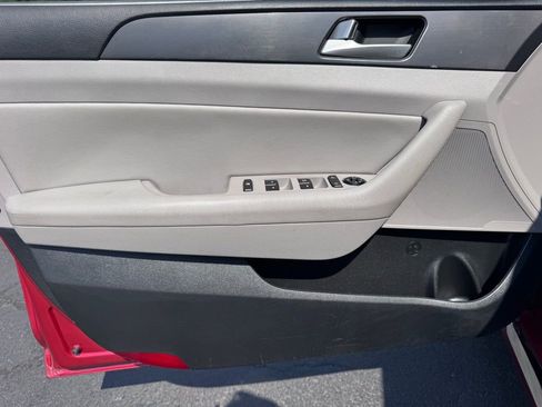 Used 2017 Hyundai Sonata Sport w/ Value Edition Package 02 FWD image 23