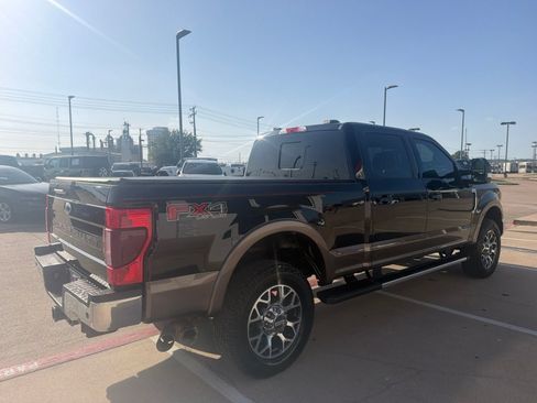 Used 2022 Ford F250 Lariat w/ Lariat Value Package AWD/4WD image 5