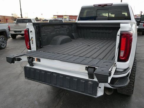 New 2023 GMC Sierra 3500 Denali w/ Denali Ultimate Package AWD/4WD image 10