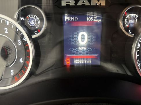 Used 2024 RAM 2500 Big Horn w/ Off Road Package image 12