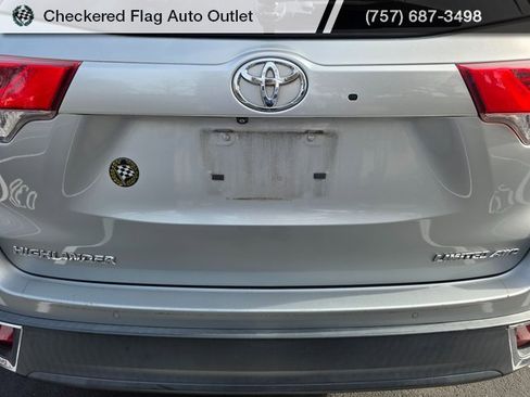 Used 2018 Toyota Highlander Limited image 7