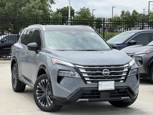 New 2026 Nissan Rogue Platinum w/ Platinum Premium Package AWD/4WD image 2