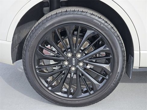 Certified 2023 Lincoln Corsair FWD w/ Equipment Group 101A image 10