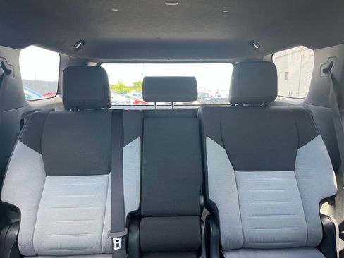 Used 2025 Toyota 4Runner TRD Off-Road AWD/4WD image 38