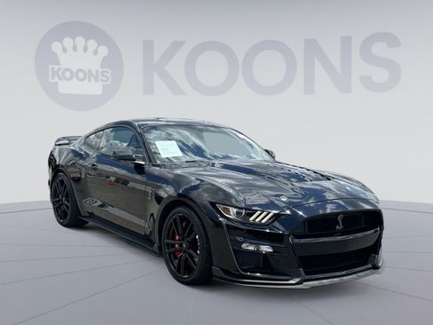 Used 2020 Ford Mustang Shelby GT500 w/ Technology Package RWD image 2