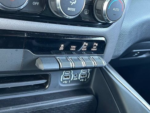 Used 2023 RAM 1500 Big Horn RWD image 27