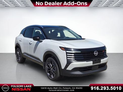 New 2026 Nissan Kicks SR w/ SR Premium Package FWD image 1