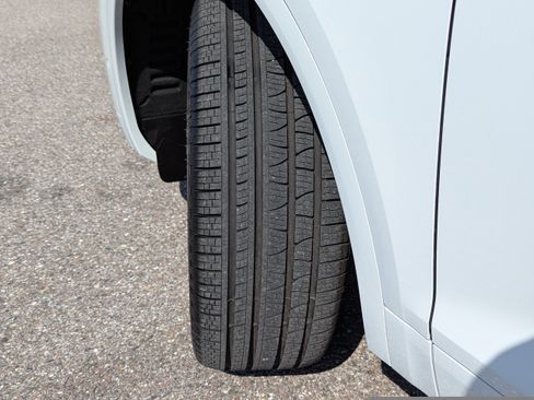 Certified 2025 Audi Q5 Prestige image 35