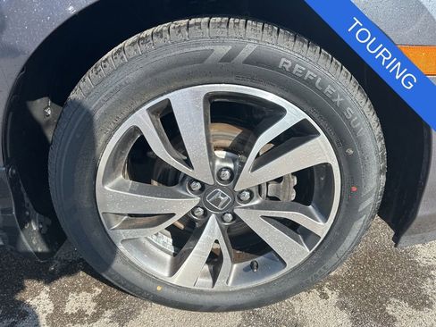 Used 2023 Honda Odyssey Touring image 38