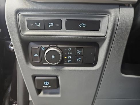 Used 2021 Ford F150 XLT w/ Equipment Group 302A High image 26