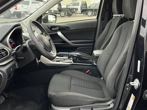 Used 2019 Mitsubishi Eclipse Cross LE image 29