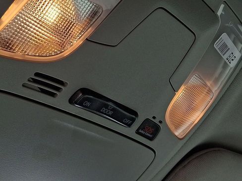 Used 2020 Toyota Sienna L image 22