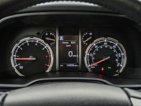 Used 2024 Toyota 4Runner Limited AWD/4WD image 69