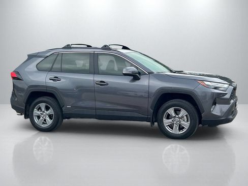 Used 2024 Toyota RAV4 XLE w/ Convenience Package AWD/4WD image 4