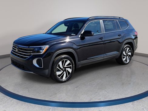 New 2026 Volkswagen Atlas SE FWD image 1