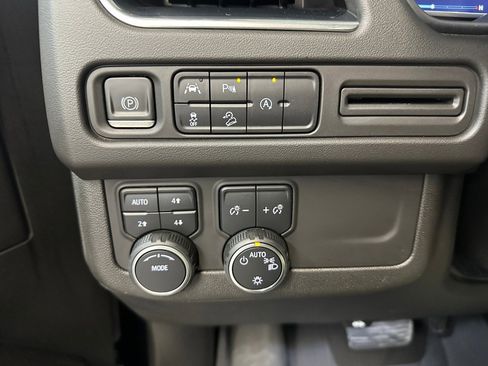 Certified 2023 Chevrolet Tahoe Premier image 12