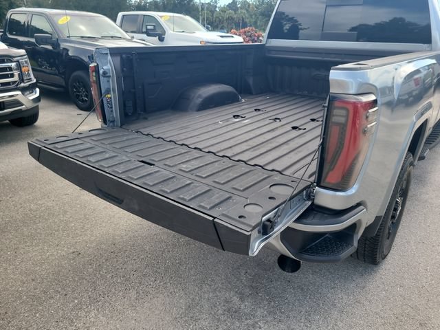 Used 2024 GMC Sierra 2500 AT4 w/ AT4 Premium Plus Package AWD/4WD image 10