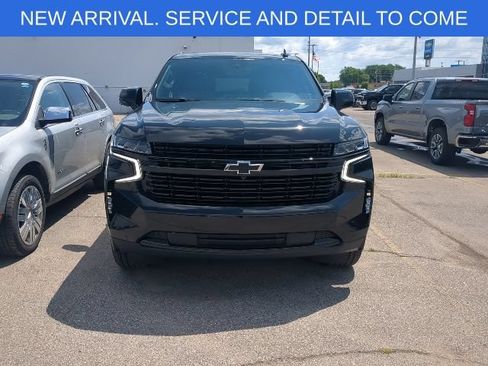 Used 2024 Chevrolet Tahoe RST w/ Luxury Package AWD/4WD image 11