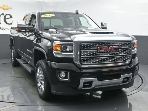 Used 2019 GMC Sierra 2500 Denali w/ Duramax Plus Package AWD/4WD image 52