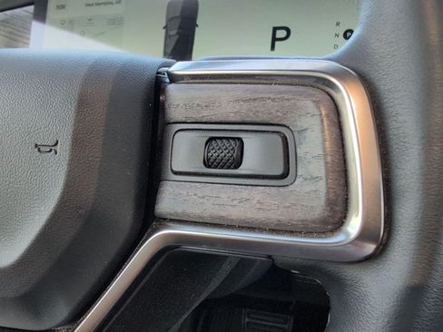 Used 2025 Rivian R1T Adventure Dual AWD/4WD image 26